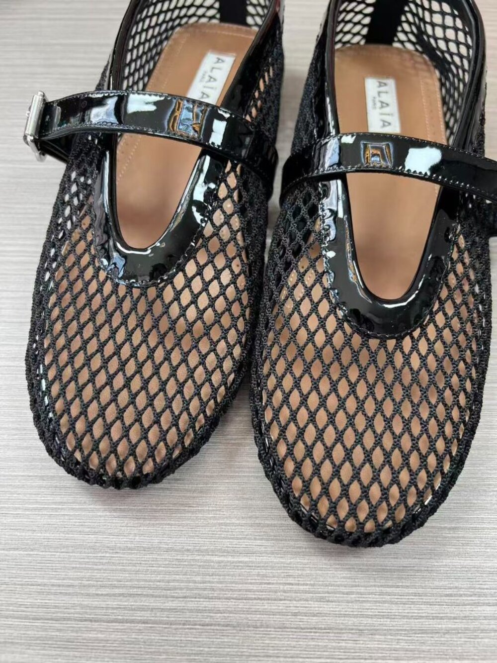 Alaia runway-style ballet flats - Picture 7 of 8